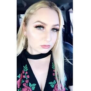 Meet your Posher, Krista